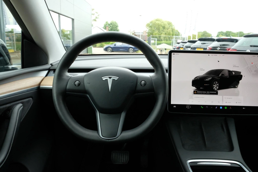 Tesla Model Y – foto 18