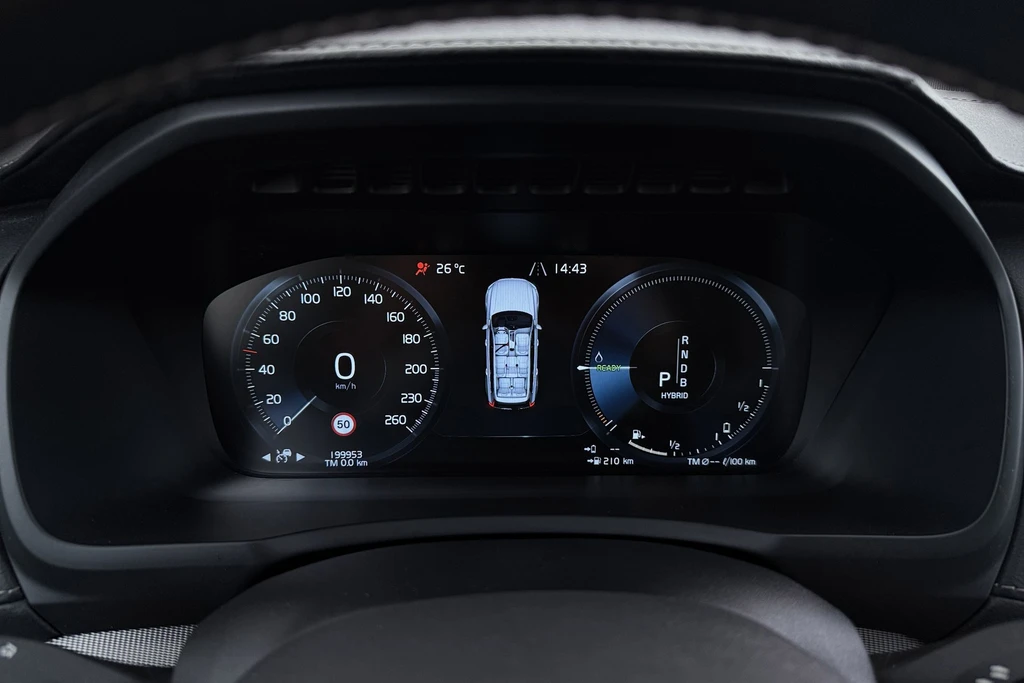 Volvo XC90 – foto 30