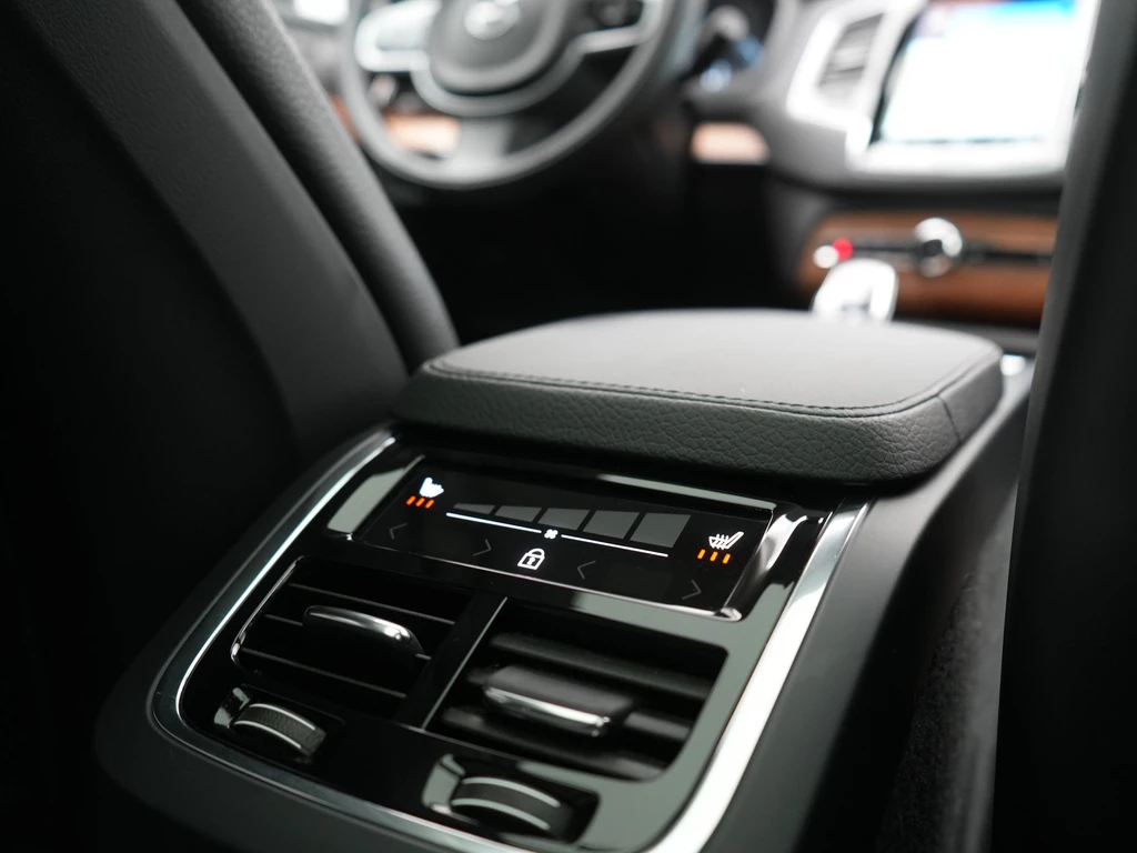 Volvo XC90 – foto 31