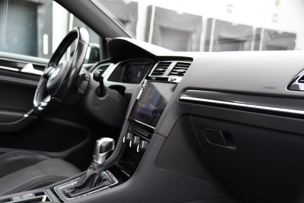 Volkswagen Golf – foto 28