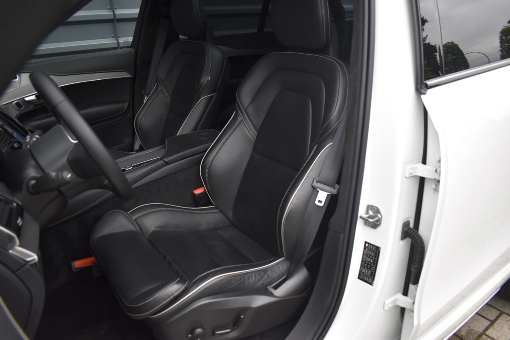 Volvo XC90 – foto 9