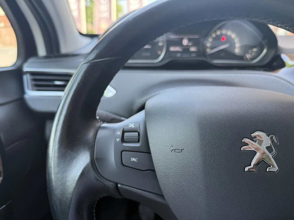 Peugeot 208 – foto 27