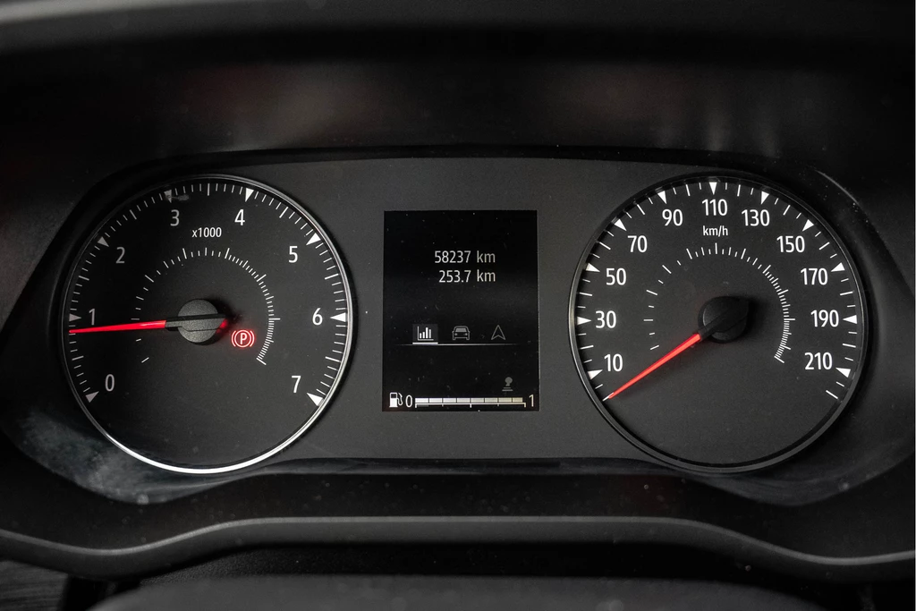 Renault Trafic – foto 21