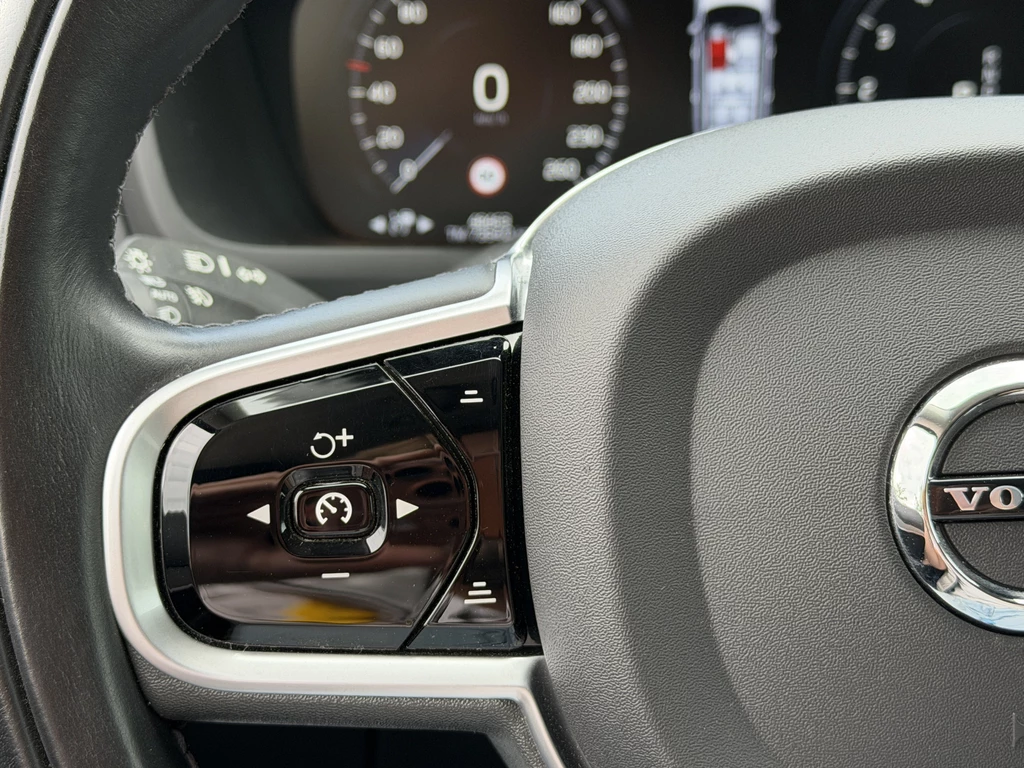Volvo XC90 – foto 21