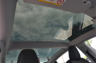 Tesla Model 3 – thumbnail 6