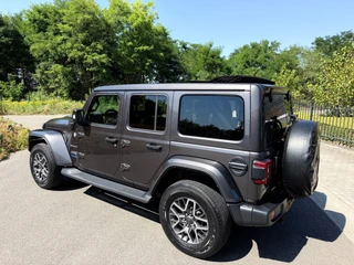 Jeep Wrangler – thumbnail 4