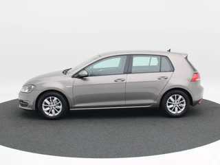 Volkswagen Golf – thumbnail 2