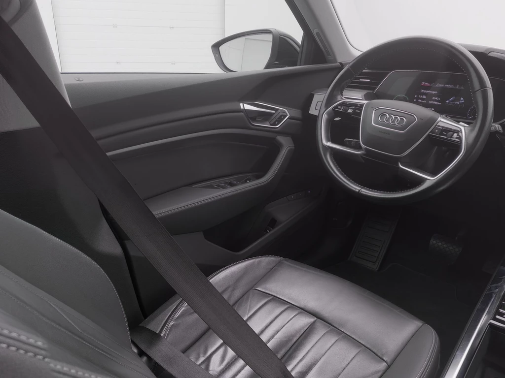 Audi e-tron – foto 26