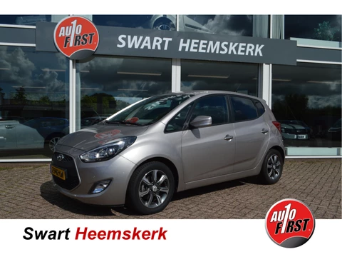 Hyundai ix20 1.6i Premium Automaat | Navi | Cruise C. | Parkeercamera voor + achter
