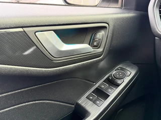 Ford Kuga – thumbnail 26