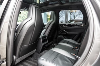 Porsche Cayenne – thumbnail 24