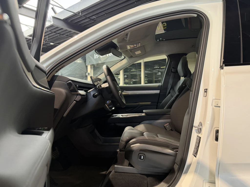 Volvo EX90 – foto 10