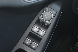 Ford Fiesta – thumbnail 9