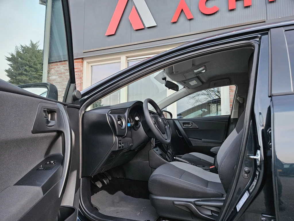 Toyota Auris – foto 10