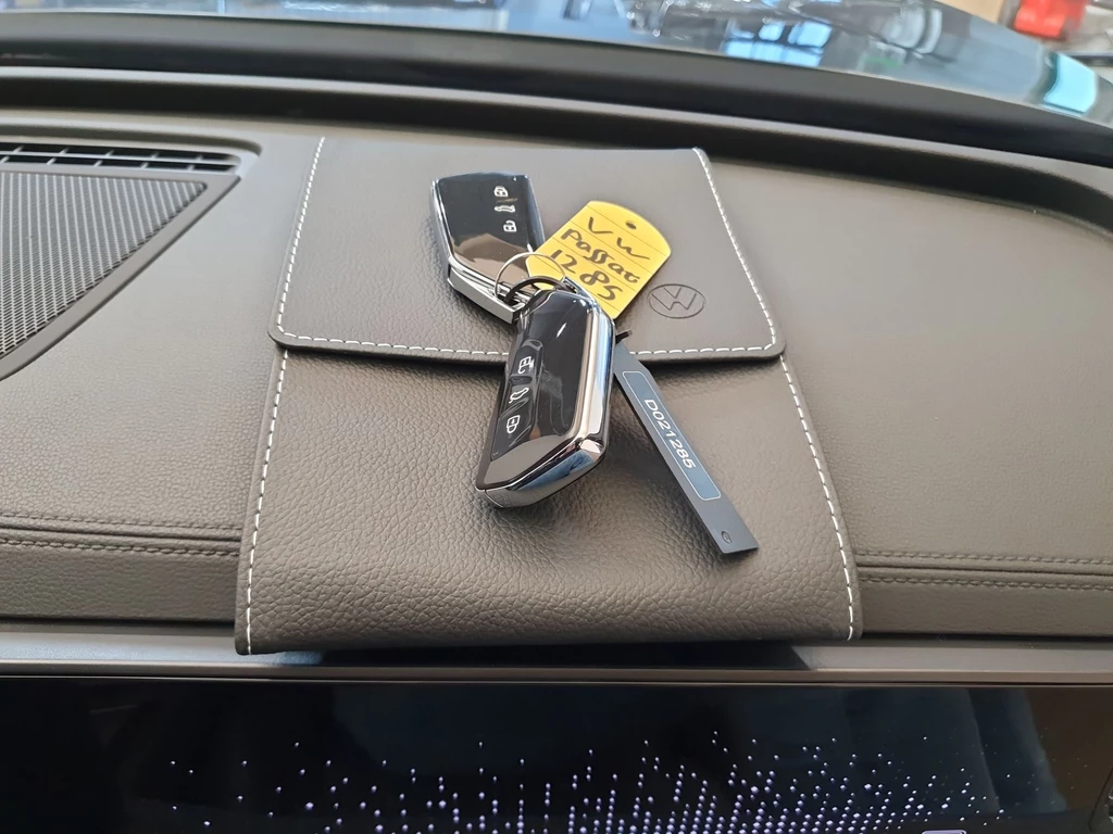Volkswagen Passat – foto 33