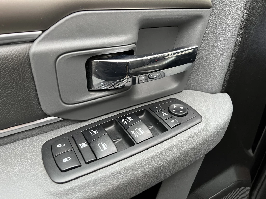 Dodge Ram 1500 – foto 14