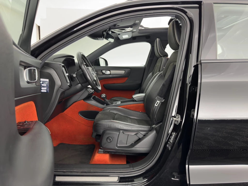 Volvo XC40 – foto 10