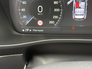 Volvo XC40 – thumbnail 9