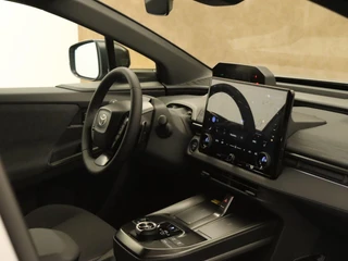 Toyota C-HR+ – thumbnail 24