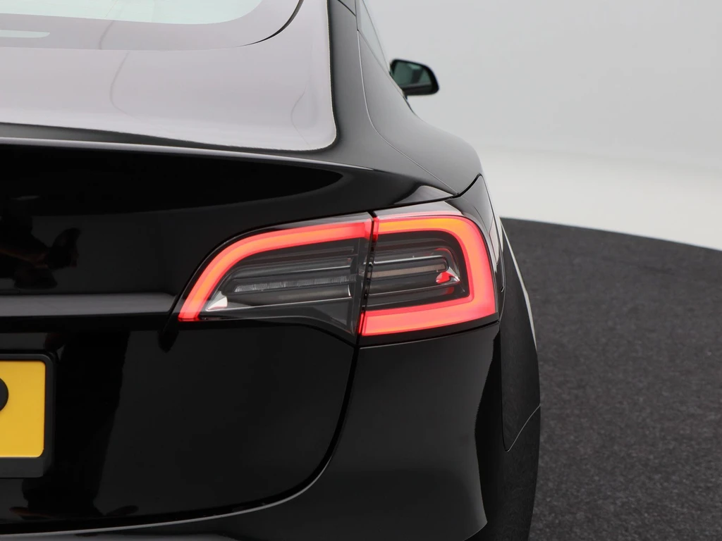 Tesla Model 3 – foto 13
