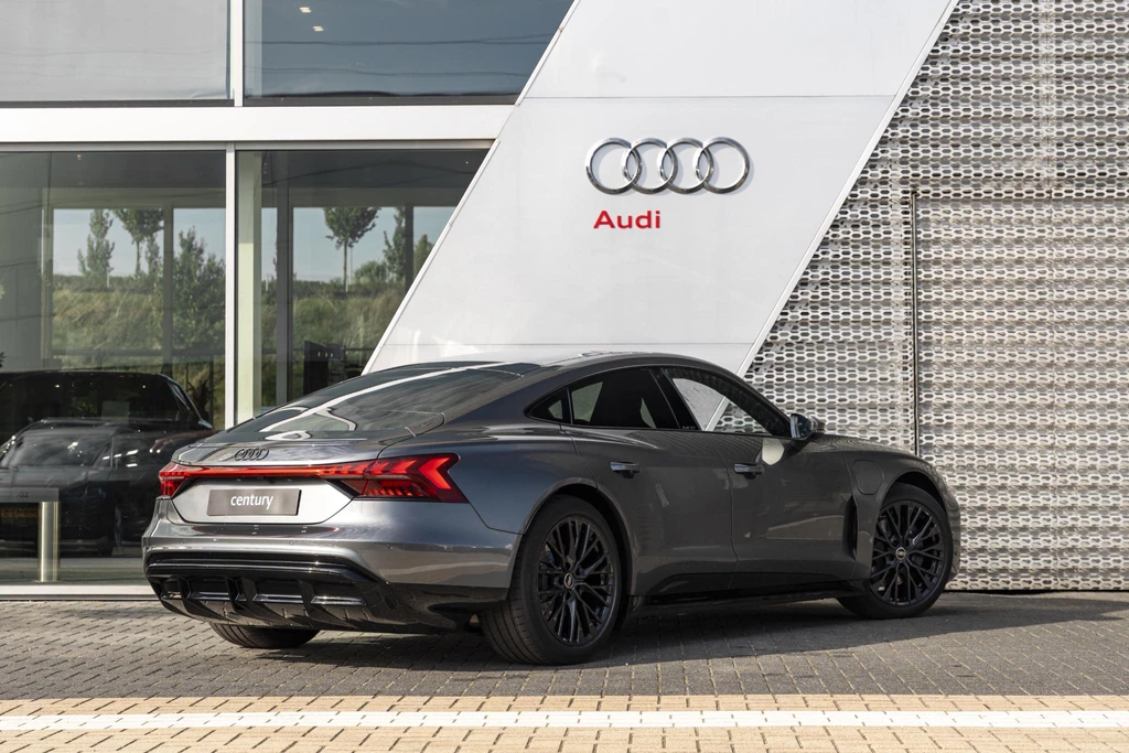 Audi e-tron GT – foto 4