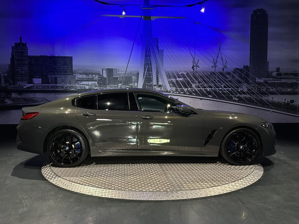 BMW 8 Serie – foto 15