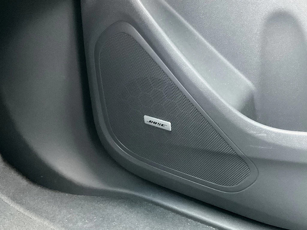 Opel Ampera-e – foto 32