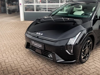 Kia EV4 – thumbnail 2