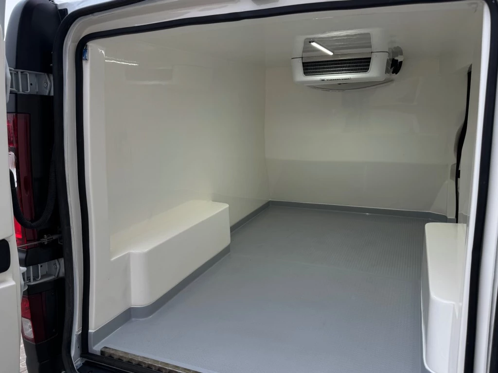 Renault Trafic – foto 18