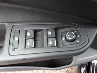 Volkswagen Golf – thumbnail 17