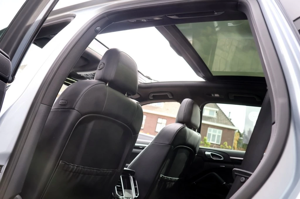 Porsche Cayenne – foto 14