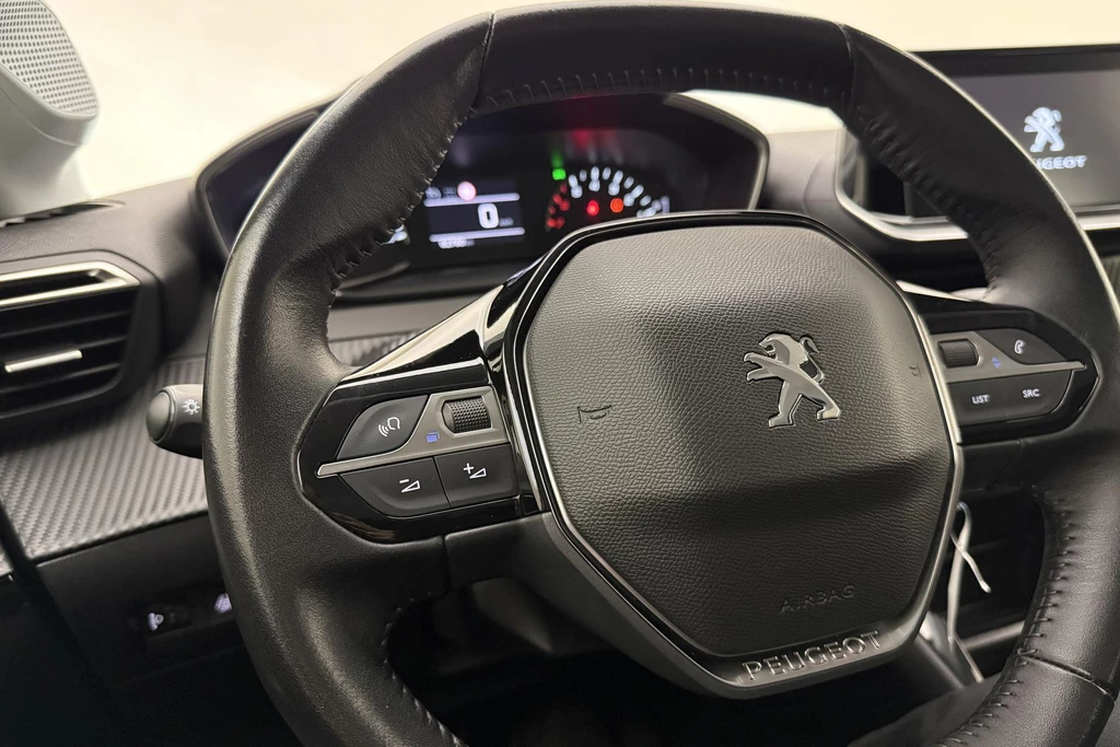 Peugeot 208 – foto 19