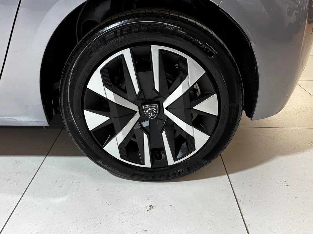 Peugeot e-208 – foto 7