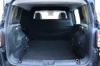 Jeep Renegade – thumbnail 26