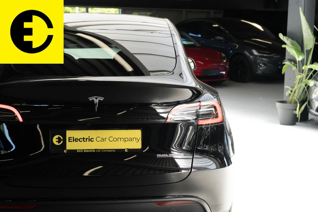 Tesla Model Y – foto 13
