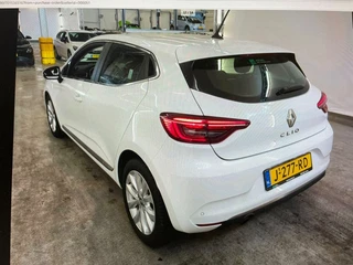 Renault Clio – thumbnail 2
