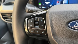 Ford Tourneo Custom – thumbnail 15