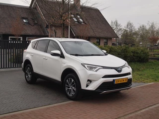 Toyota RAV4 – thumbnail 10
