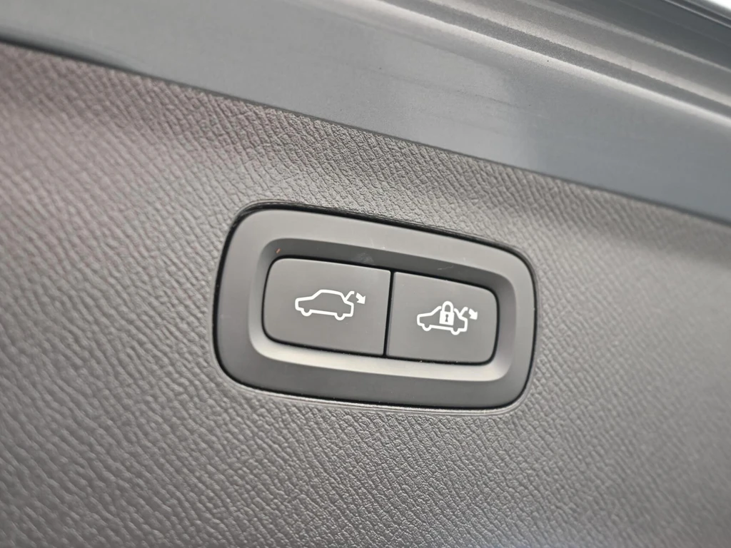 Volvo XC90 – foto 22