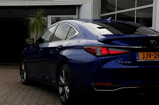 Lexus ES – thumbnail 7
