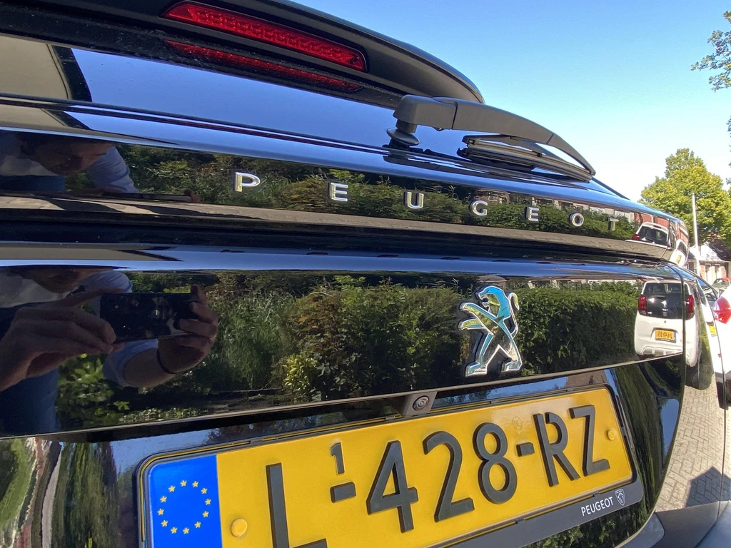 Peugeot e-2008 – foto 16