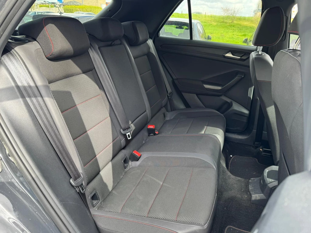 Volkswagen T-Roc – foto 12