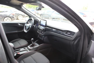 Ford Kuga – thumbnail 12