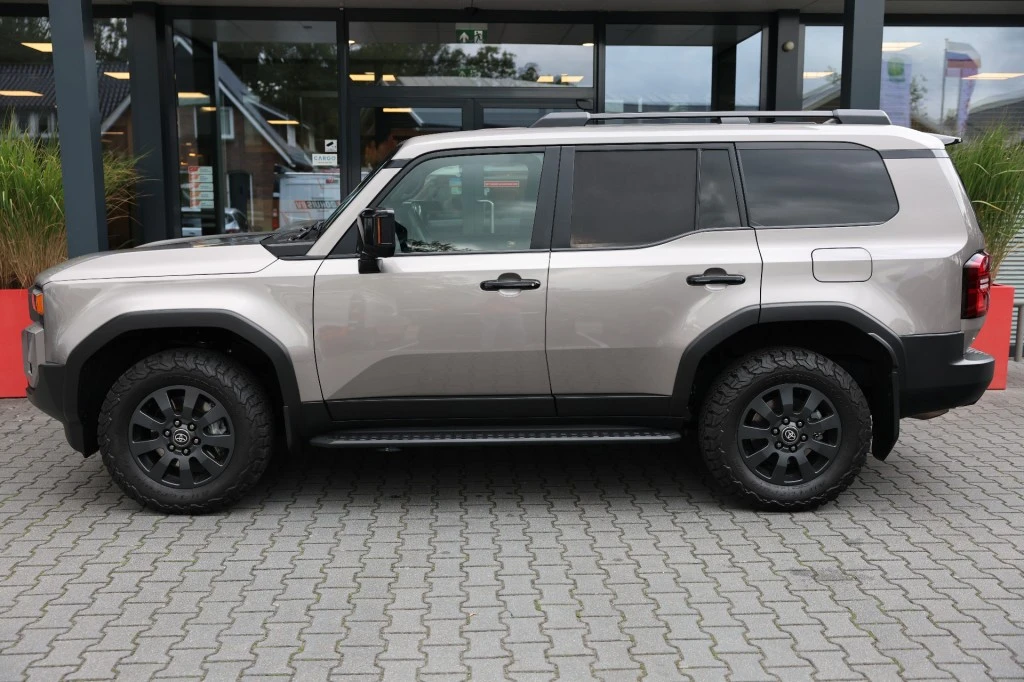 Toyota Land Cruiser – foto 3
