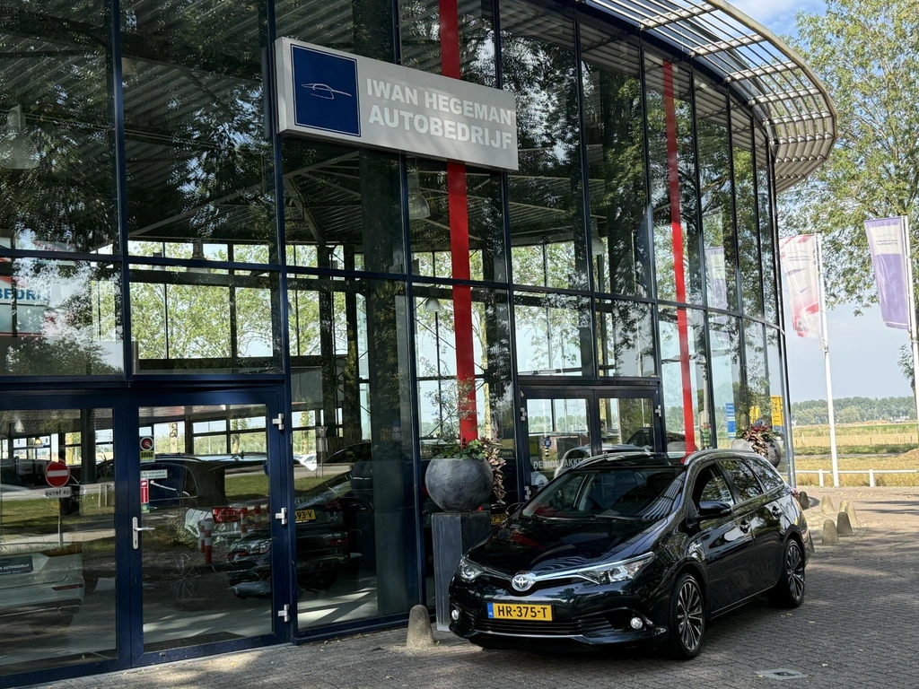 Toyota Auris – foto 2