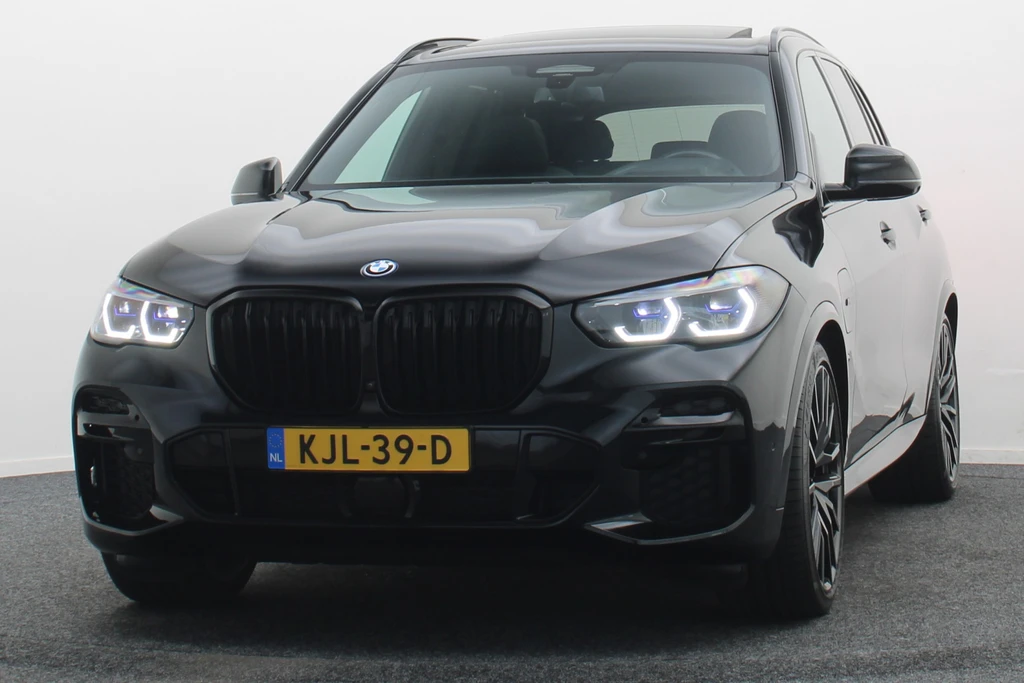 BMW X5 – foto 2