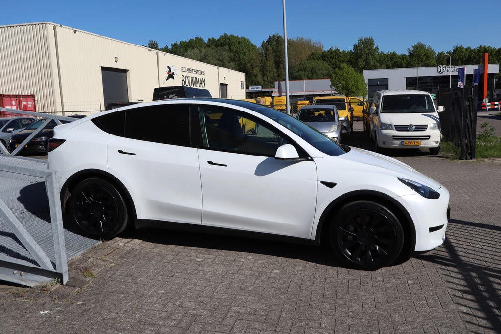 Tesla Model Y – foto 6