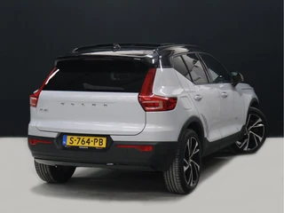 Volvo XC40 – thumbnail 4
