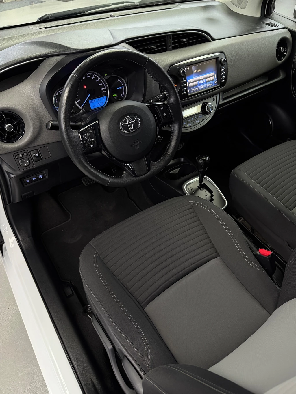 Toyota Yaris – foto 13