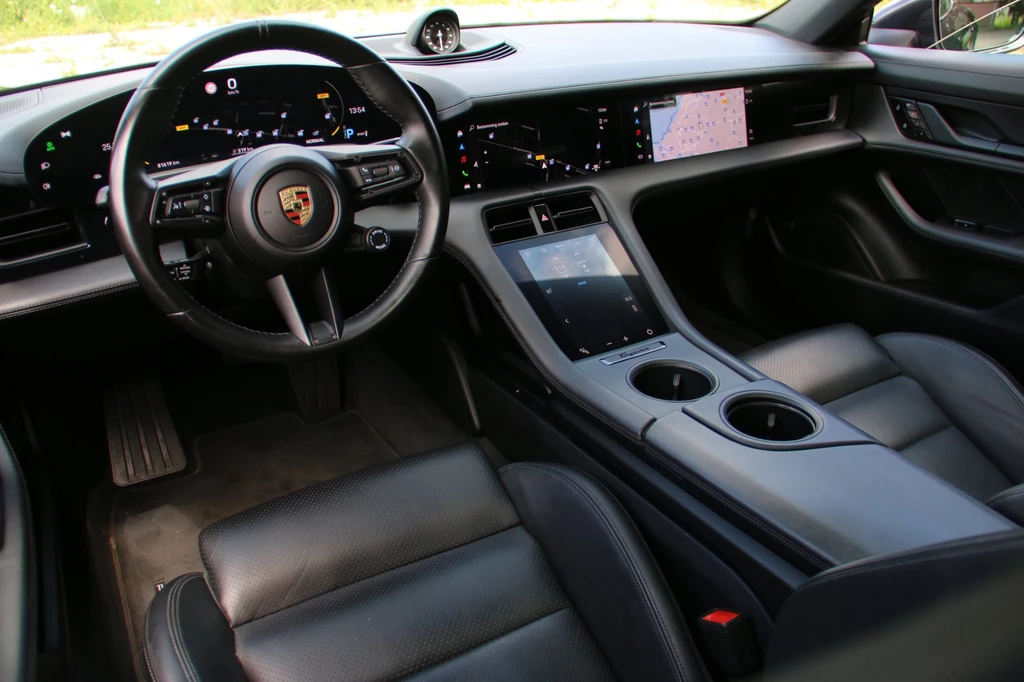 Porsche Taycan – foto 7